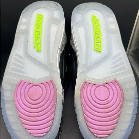 Jordan 3 Retro - Picture 4 of 4